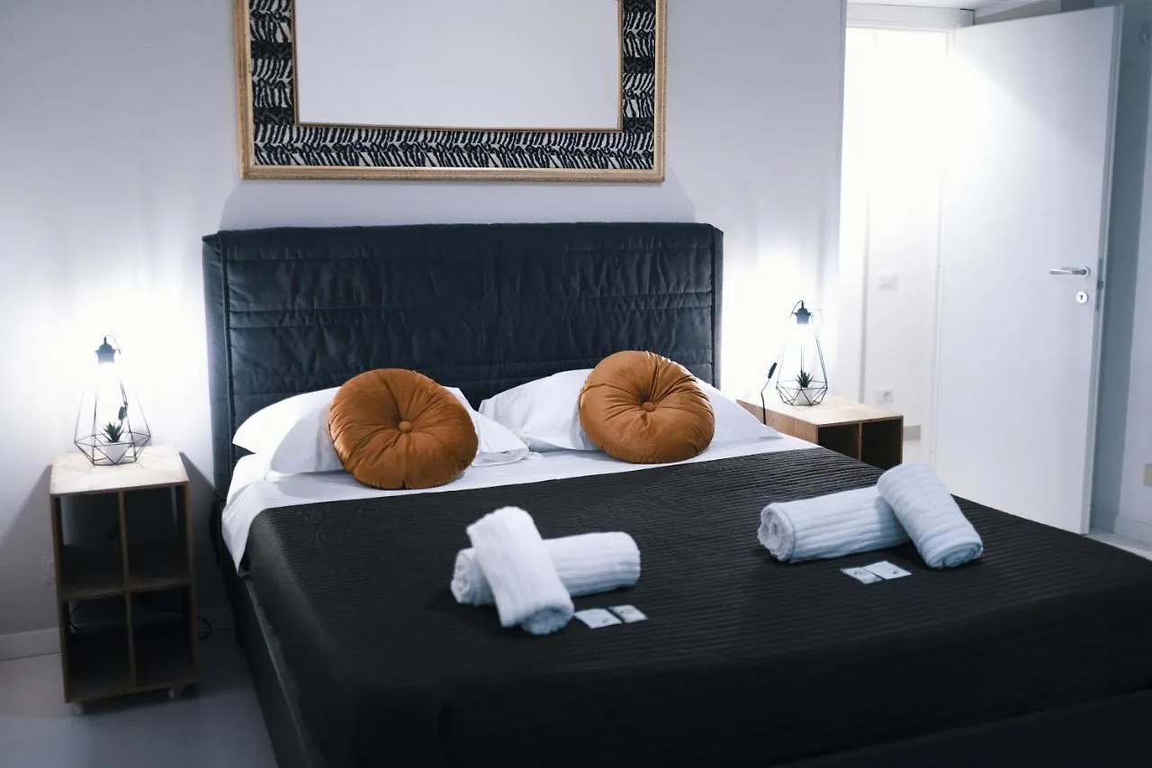Persia Collection Colosseo Apartment Rome
